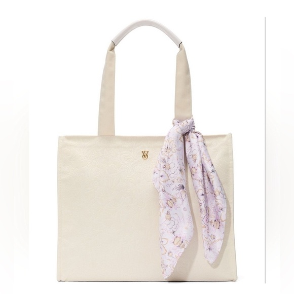 Victoria's Secret Handbags - NWT Victoria’s Secret 2025 Cream Floral Embossed Shoulder Tote Bag With Scarf